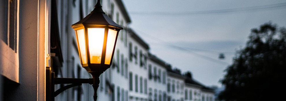 LED vs. Halogen – Welche Beleuchtung lohnt sich wirklich?