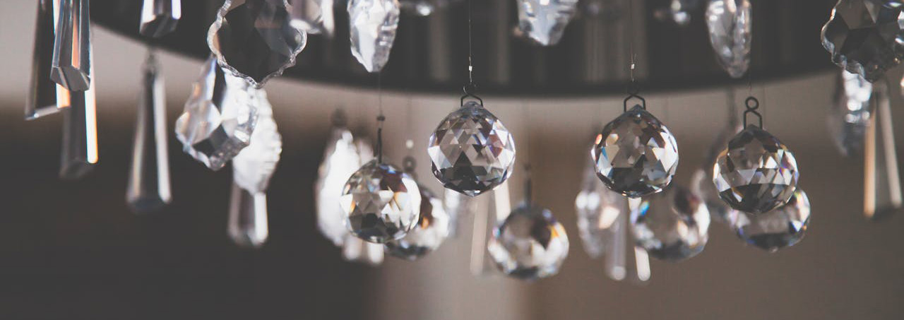 Wie Prismen & Co. dein Zuhause in ein lebendiges Lichtspiel verwandeln Wie Prismen & Co. dein Zuhause in ein lebendiges Lichtspiel verwandeln