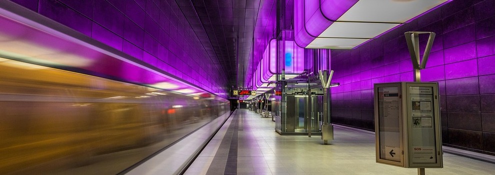 Design im Fokus – Wenn Lampen mehr sind als nur Lichtspender Design im Fokus – Wenn Lampen mehr sind als nur Lichtspender